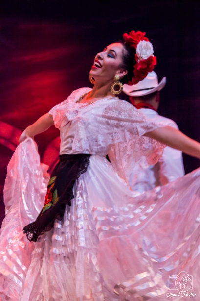Ballet Folklorico Compañia México Danza Nutcraker Piñata